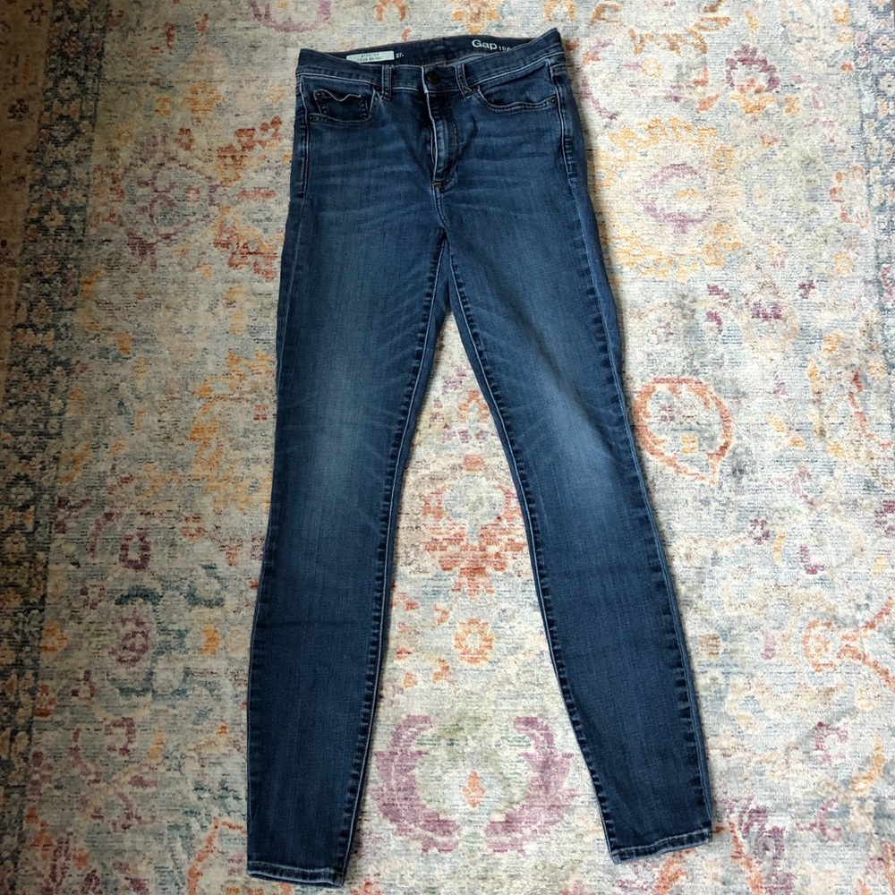GAP Skinny Jeans